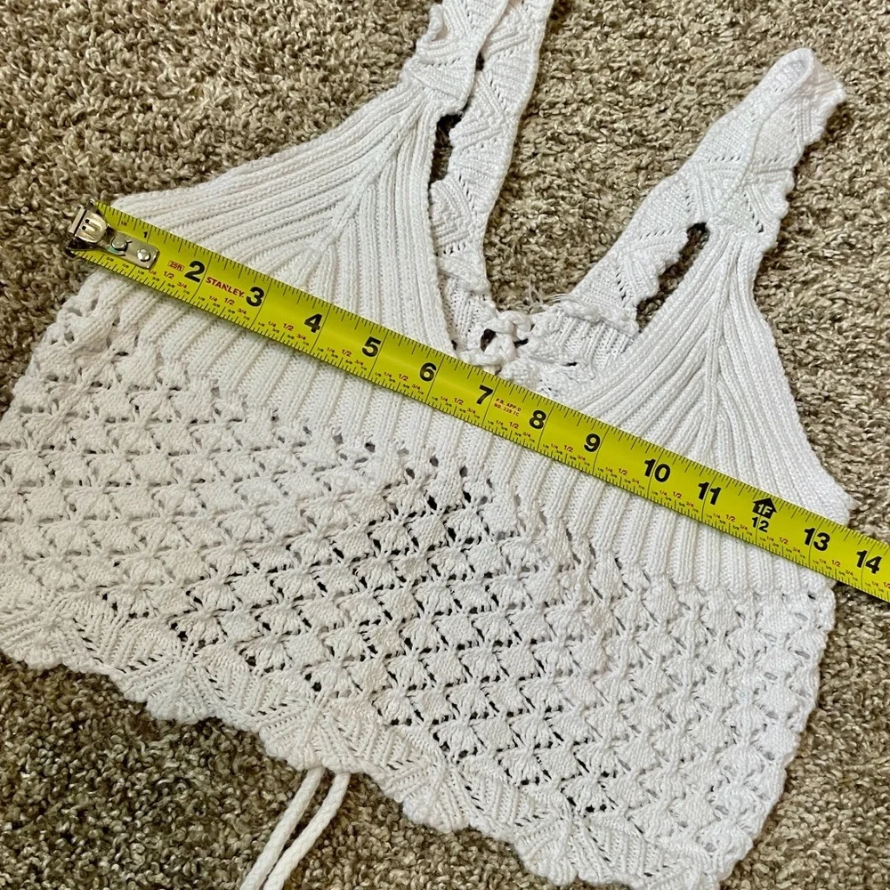 Forever 21 | Crotchet Tie-Back Top | FREE WITH PURCHASE - Picture 4 of 5